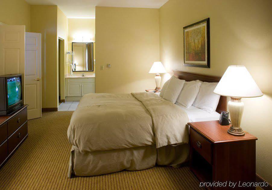 Hotel Homewood By Hilton Newark-cranford